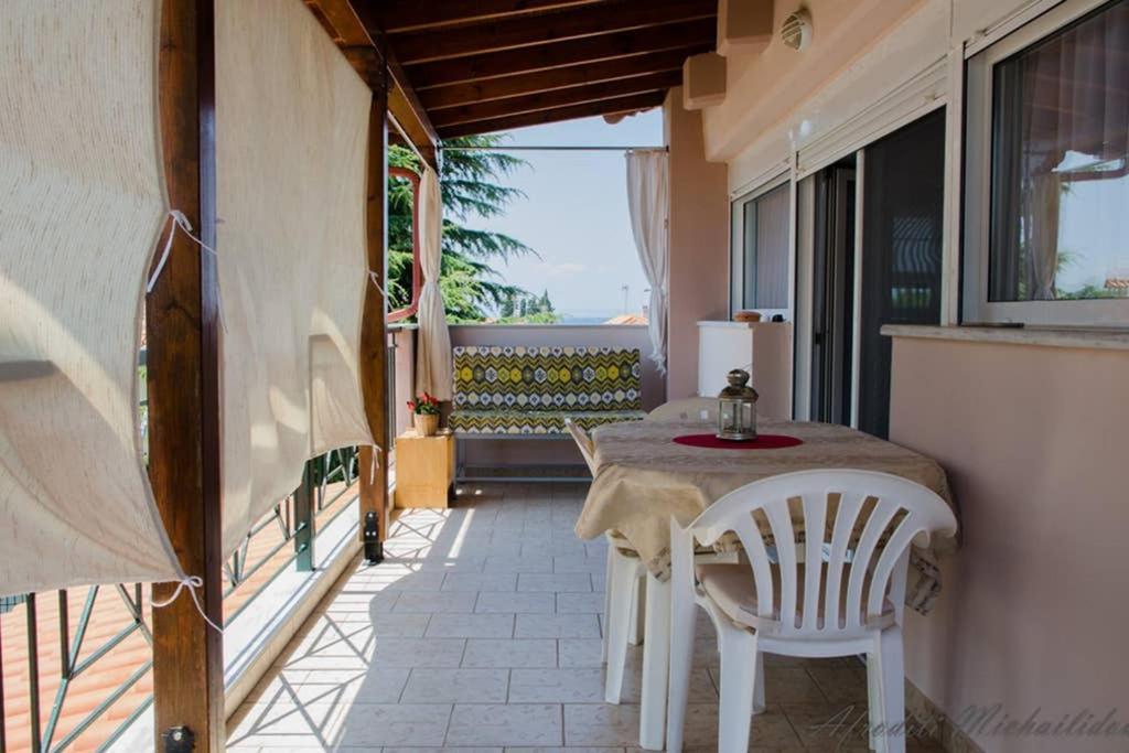 Paressa'S House Apartment Nikiti  Bagian luar foto